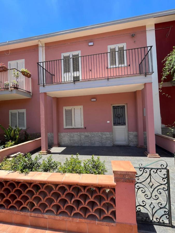 La Ginestra Hotel Giardini Naxos Ngoại thất bức ảnh